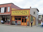 Skagway est une petite ville touristique.