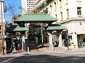 L'entrée de China Town.