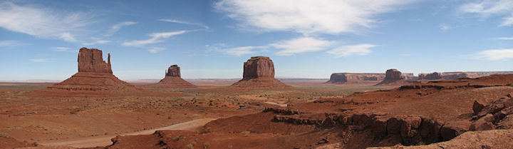 Une vue bien classique de Monument valley mais toujours à couper le souffle !