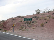 Le col de Salsberry, de l'autre côté on plonge vers le désert Mojave et Las Vegas.
