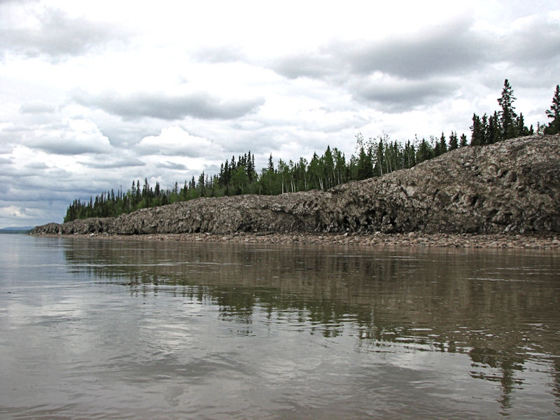 Mur de glace laissé par la débacle.